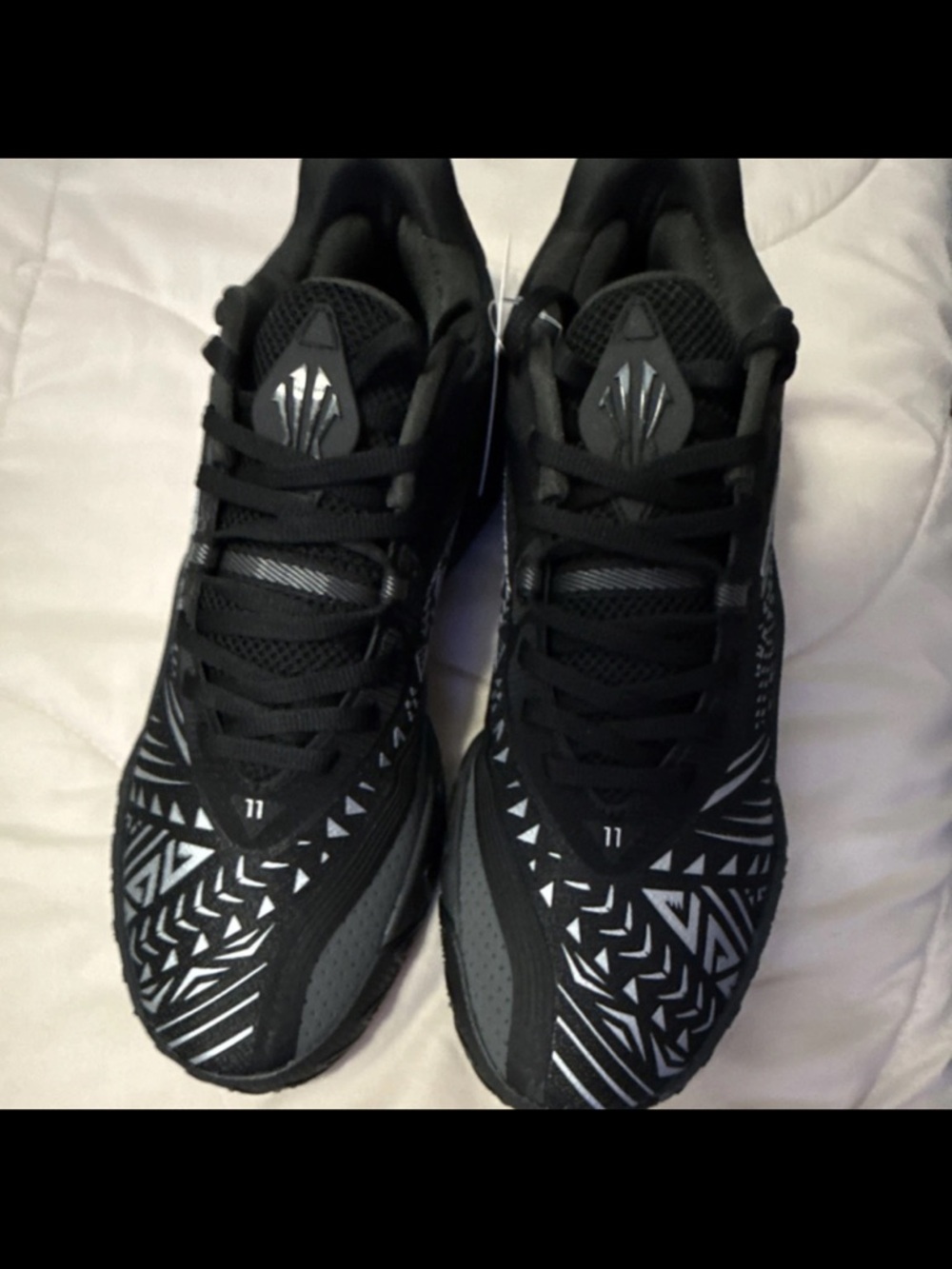 Men's Black Patterned Performance Sneakers